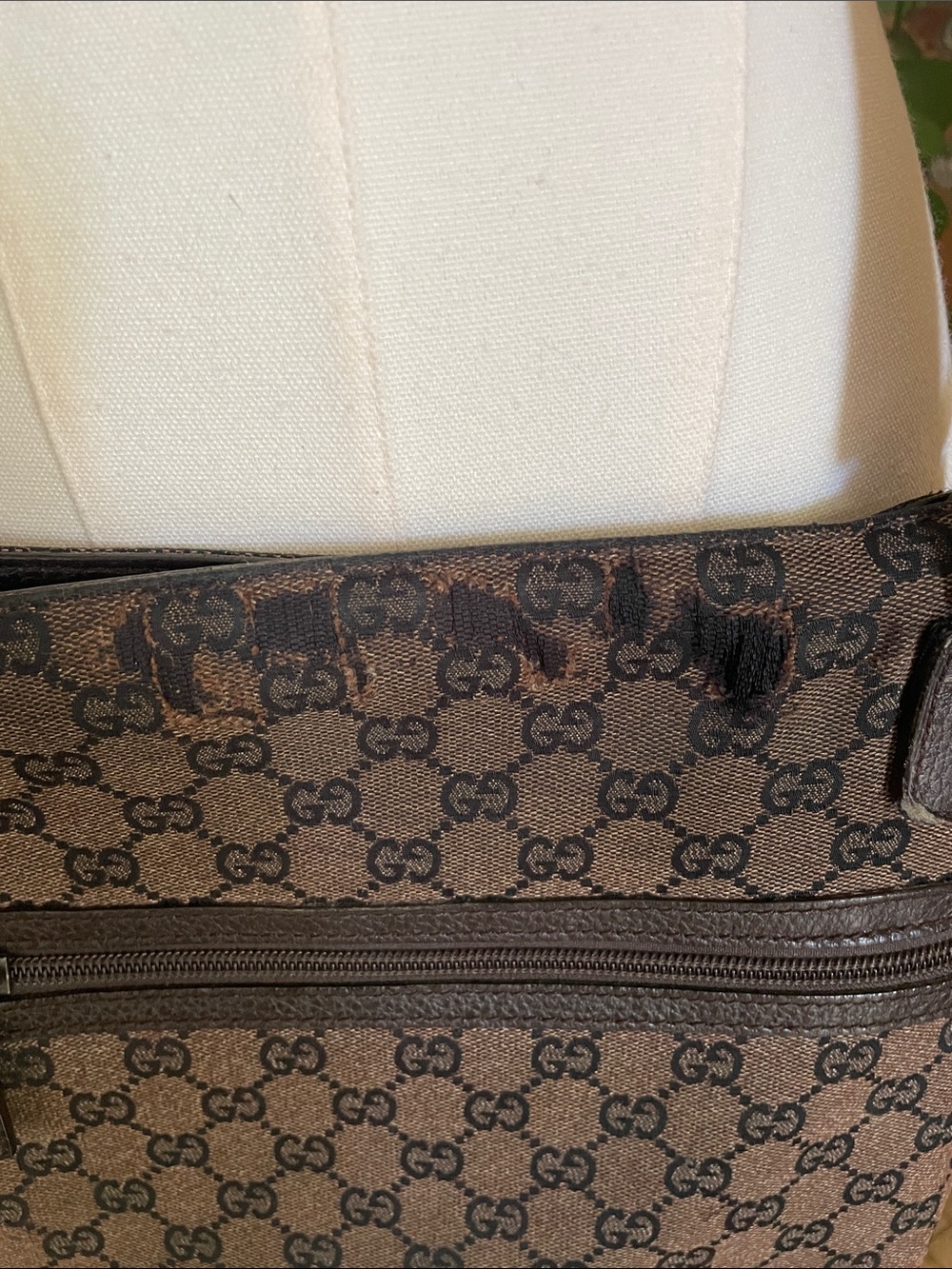 AUTHENTIC Gucci Brown Monogram Crossbody Bag - Brown As Is Project Rehab - Picture 3 of 16